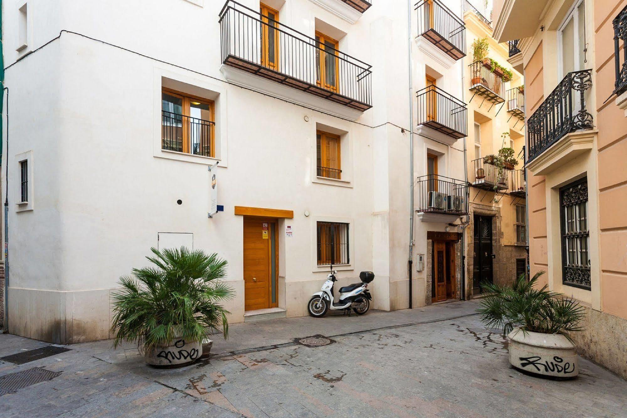 Like Apartments Lonja Valensiya Dış mekan fotoğraf