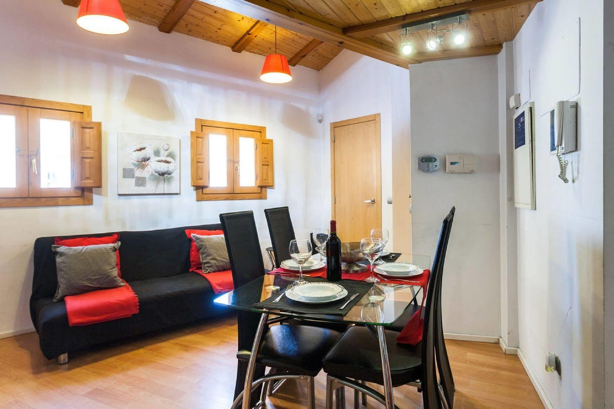 Like Apartments Lonja Valensiya Dış mekan fotoğraf