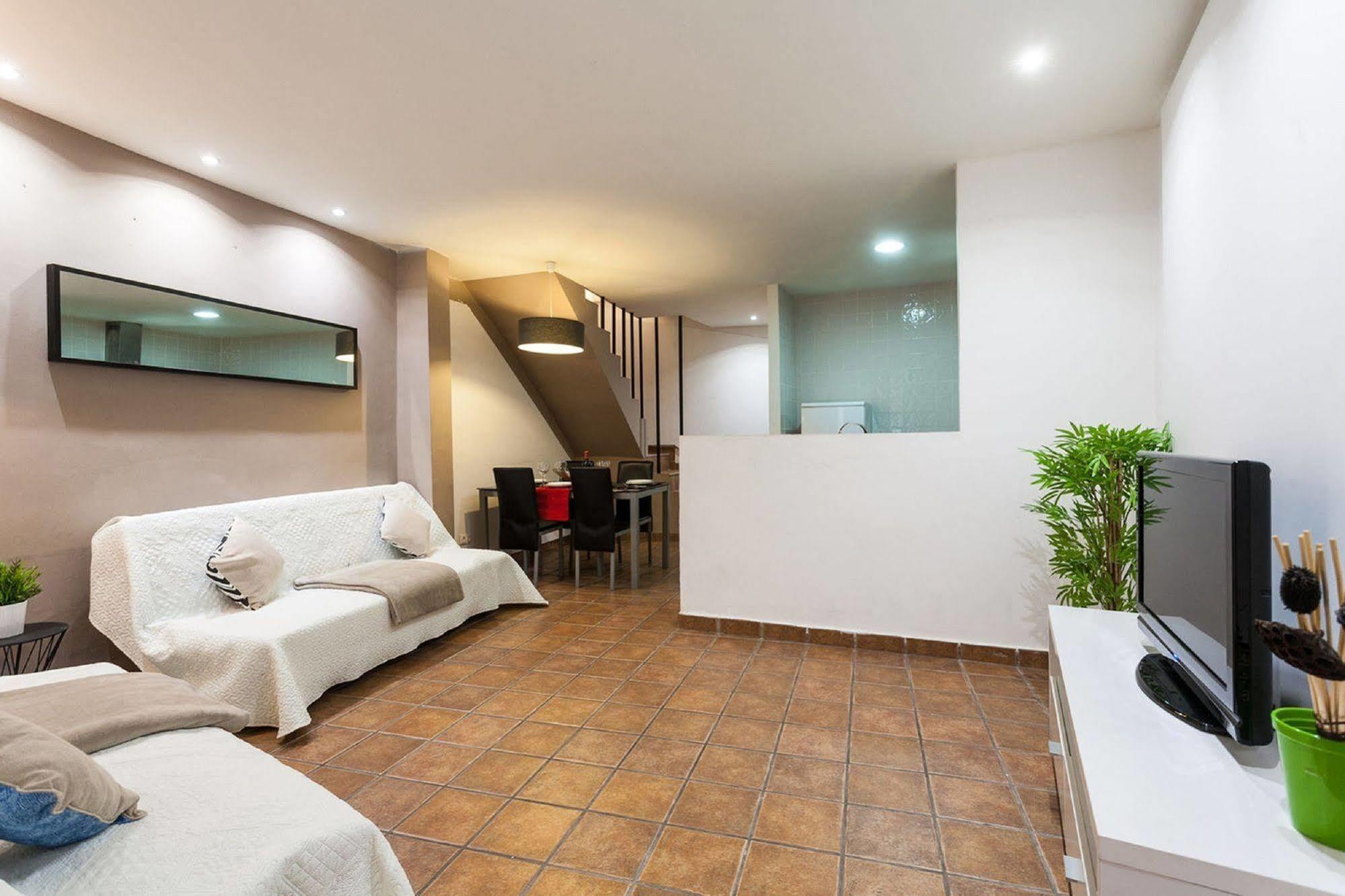 Like Apartments Lonja Valensiya Dış mekan fotoğraf